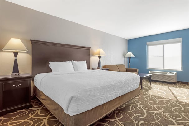 BW Eau Claire WI HKNTWO