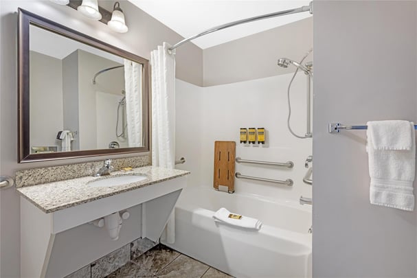 BW Eau Claire WI HKNTWO