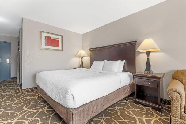 BW Eau Claire WI HKNTWO