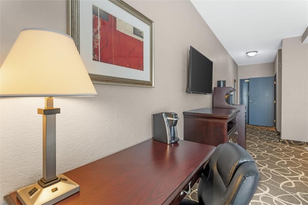 BW Eau Claire WI HNK