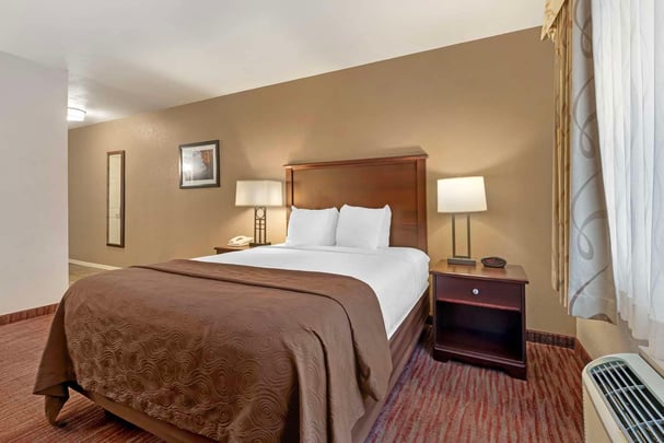 Queens & Double Room