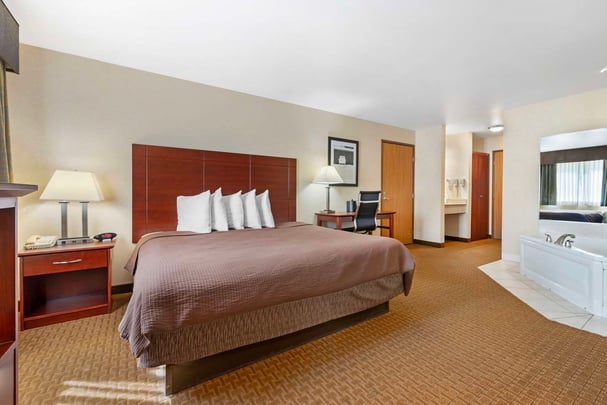 Whirlpool King Suite