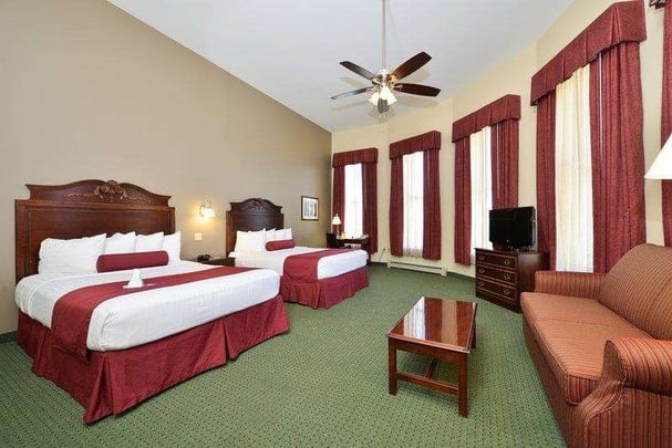 Double Queen Lakeview Sofabed