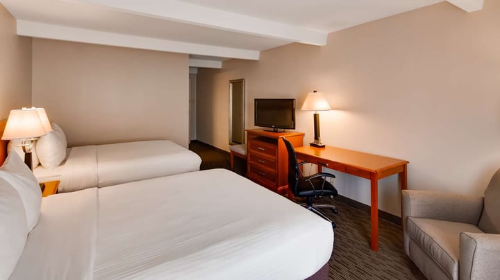 Double Queen Guest Room