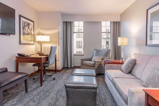 Platinum Suite-Living Room