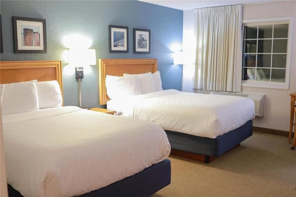 Guest Room with Two Double Beds