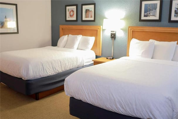 Guest Room with Two Double Beds