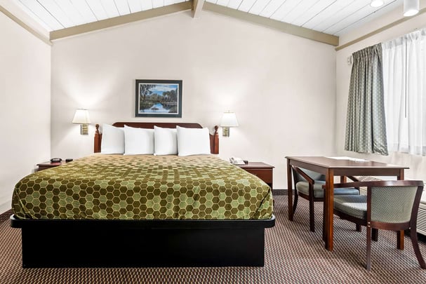 BW Castro Valley CA King