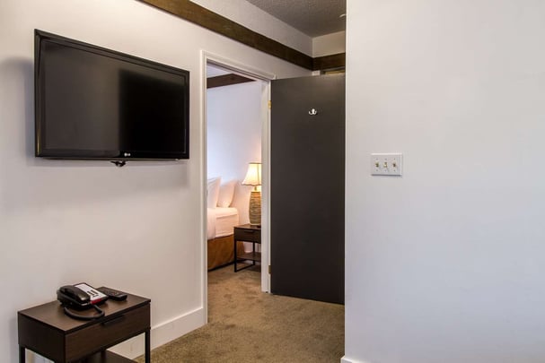 King and Queen Accessible