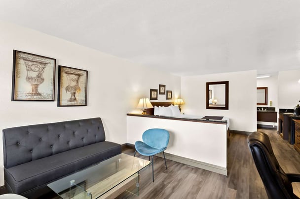 SureStay Susanville CA KQNEM