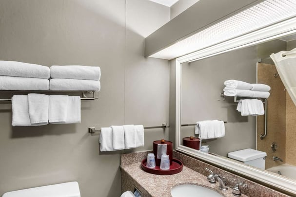 BW SureStay SeaTac WA NQQ