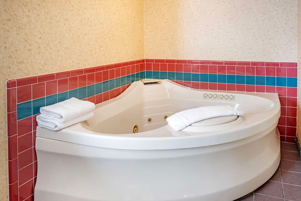 King Room with Jetted Tub