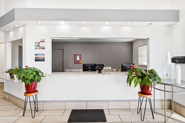 SureStay Albuquerque NE Lobby