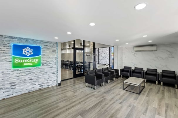 BW SureStay Phoenix AZ Lobby