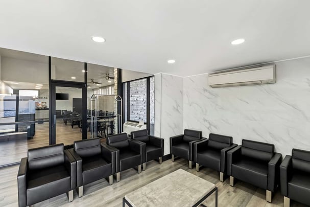 BW SureStay Phoenix AZ Lobby