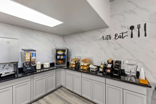 BW SureStay Phoenix AZ BreakfastArea