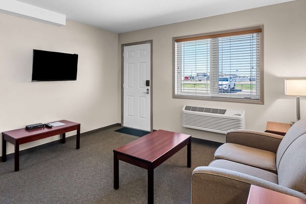 SureStay Bassano AB QueenSuite