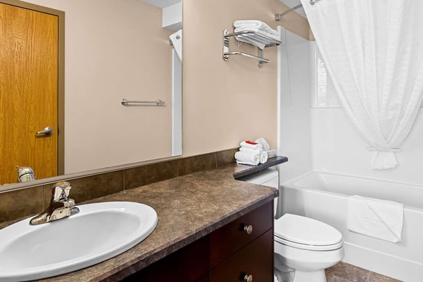 SureStay Bassano AB QueenSuite