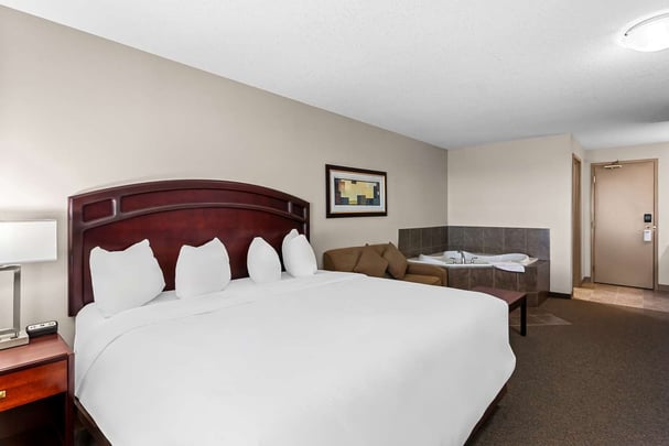 SureStay Bassano AB KingSuite