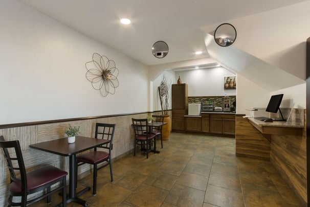 BW CampVerde VA BreakfastArea