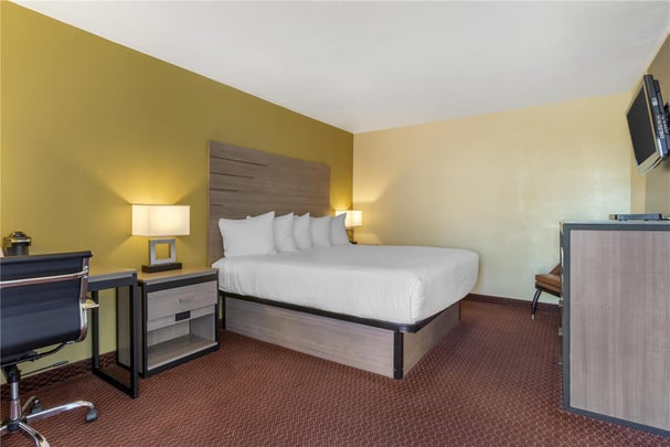 Accessible King Guest Room
