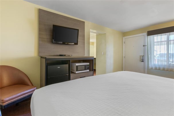 Accessible King Guest Room