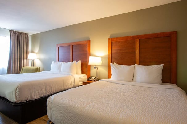 Double Queen Guestroom