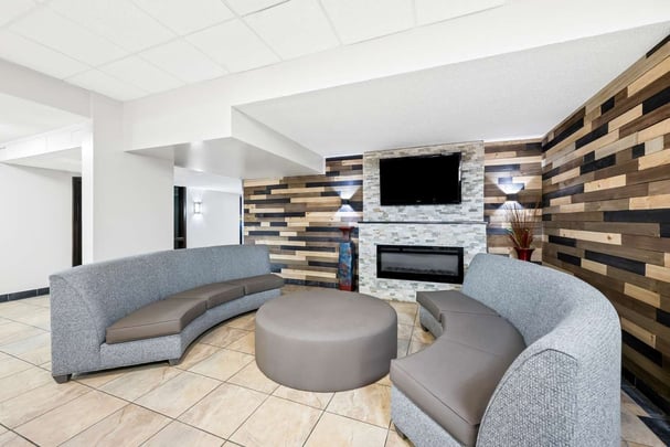 SureStay Plus Lubbock TX Lobby