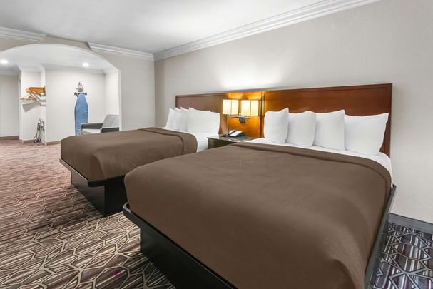 BW Benbrook TX NQQSB