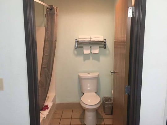 Double Queen Guest Bathroom