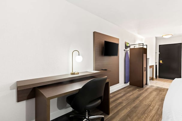 SureStay Groves TX PNK