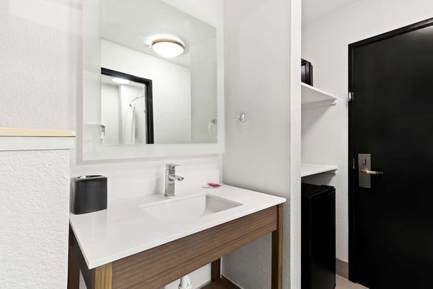 SureStay Groves TX QQ