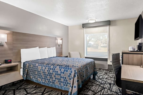 BW SureStay Duncan OK ADAKingSuite