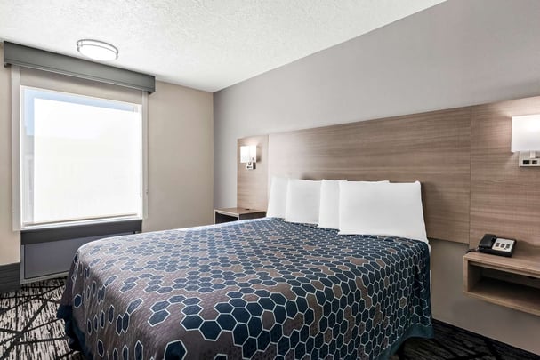 BW SureStay Duncan OK King