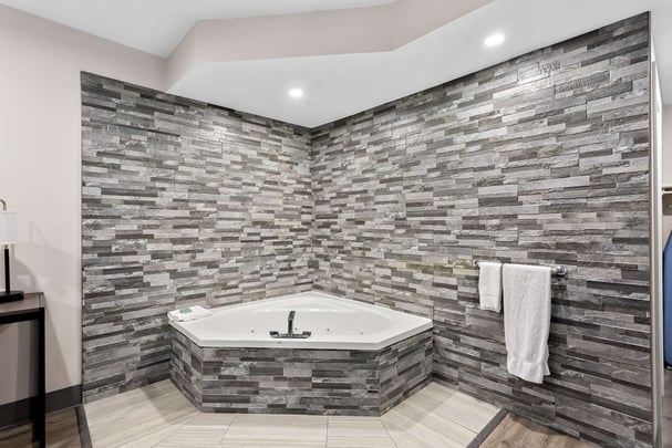 SureStay Windsor ON NSK