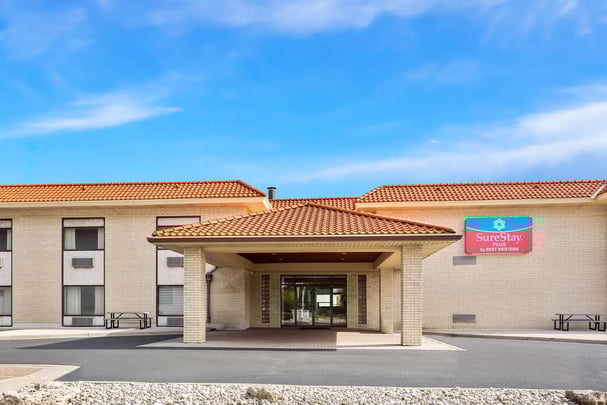 SureStay Windsor ON Exterior