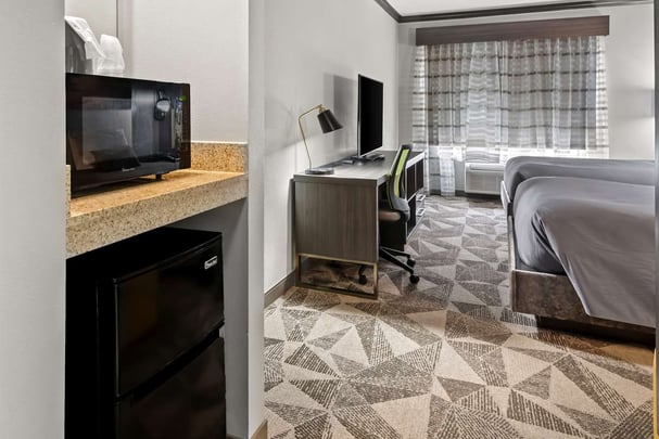 Guest Room Double Queen