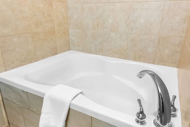 Guest Room Bath King Suite Junior