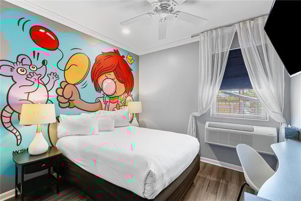 Mural Guest Room Double Bed /