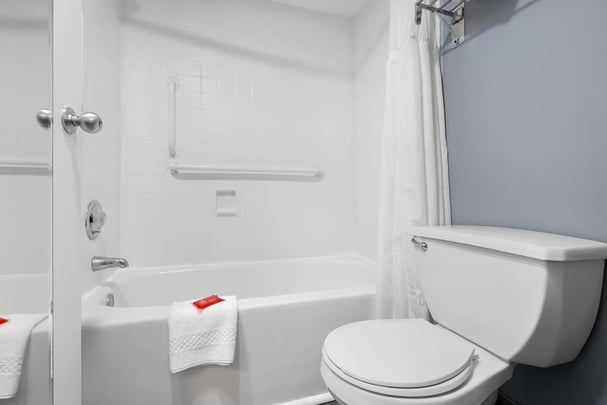 BW SureStay Plus Wilmington DE King