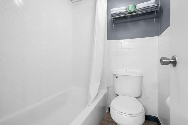 BW SureStay Plus Wilmington DE DoubleBeds