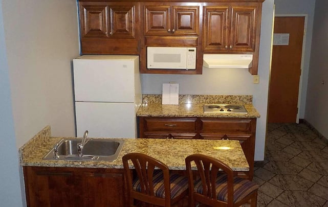 King Suite Kitchenette