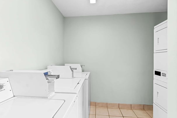 SureStay Pensacola FL Guest Laundry