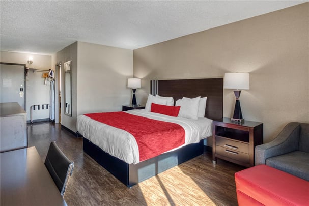 King Suite with Hot Tub