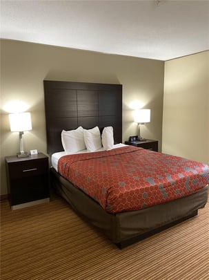 Mobility Accessible Queen Guestroom