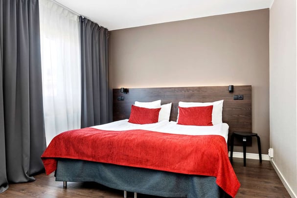 Best Western Savoy Karlstad Room Standard King Bed