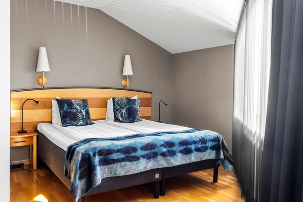 Best Western Dahls Superior King Bed