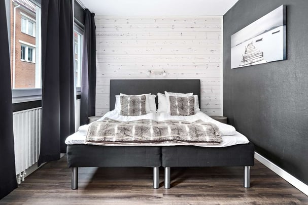 Queen standard Sure Hotel by BW lgen