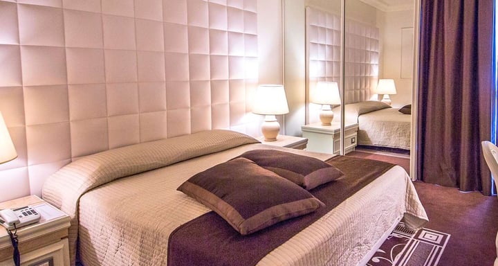 Comfort Room double bed