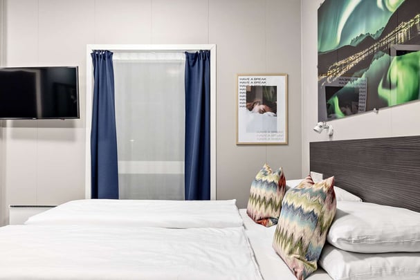 Family room double bed